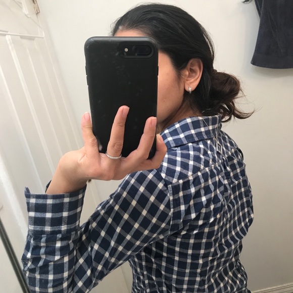 Banana Republic Soft Wash Plaid Shirt - Picture 3 of 11